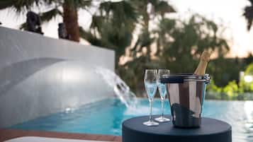 Poolbar