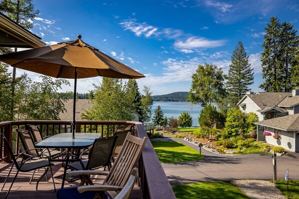 Property grounds - Mountain Harbor Lakeview | 3 Bed, 2 Bath (Whitefish)