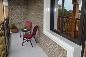 Deluxe Room | Balcony