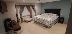5 habitaciones, tabla de planchar con plancha, wifi y ropa de cama