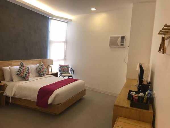 Habitació prèmium | Roba de llit hipoal·lergògena, minibar i caixa forta a l'habitació