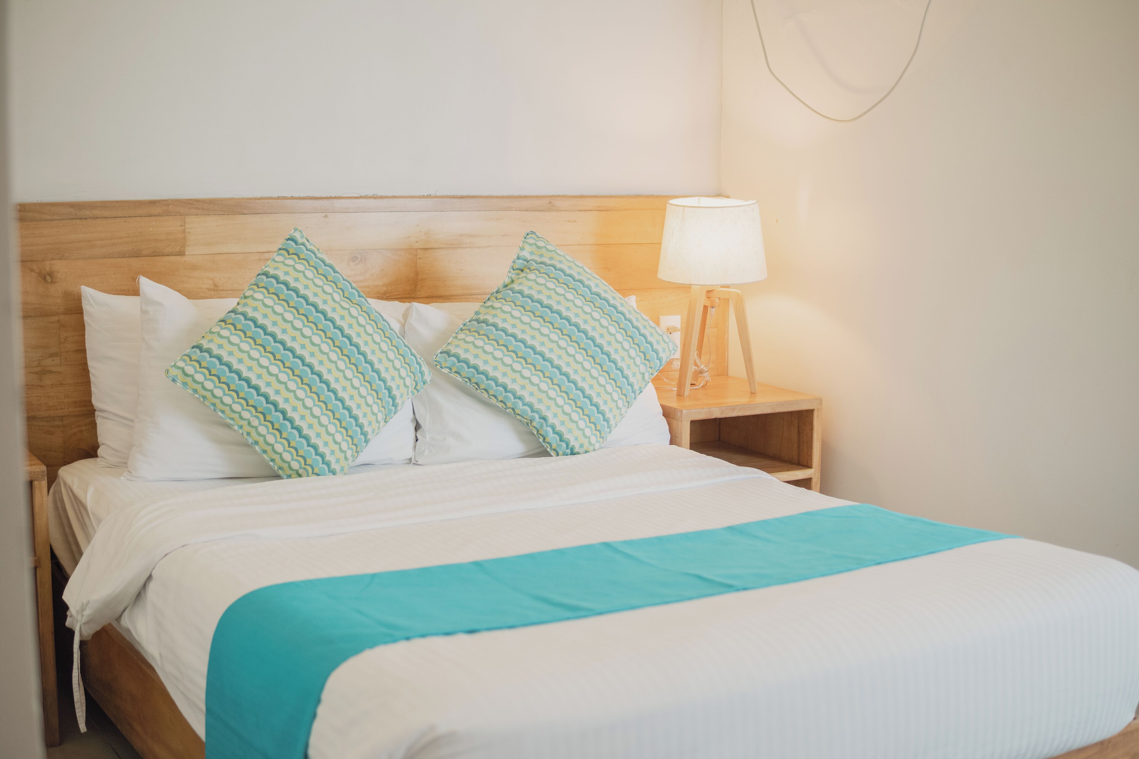 Habitación estándar con 1 cama doble o 2 individuales | Ropa de cama hipoalergénica, minibar, caja fuerte y escritorio