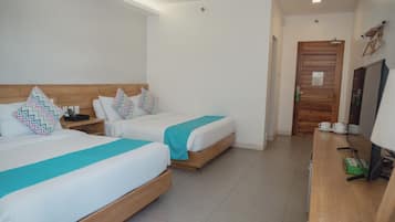 Premium Room, Partial Ocean View | Hypo-allergenic bedding, minibar, in-room safe, desk