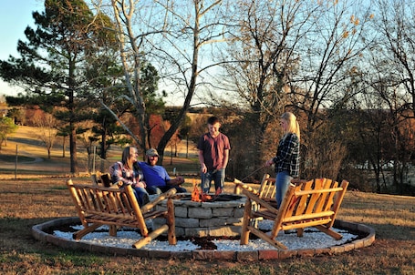 Children's play area - outdoor