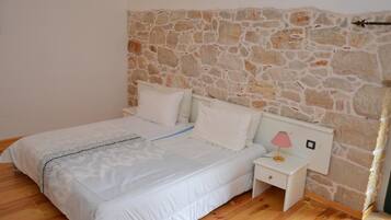 Villa, privat basseng | 7 soverom, skrivebord, strykejern/-brett og wi-fi (inkludert)