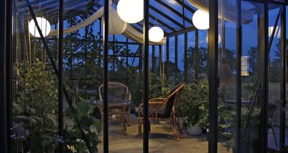 Som Hemma Gardscafe Bed & Breakfast