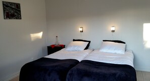 Tomannsrom, delt bad (Tranan) | 1 soverom, individuelt dekorert og individuelt innredet