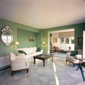 Interior - Carmen de la Alcubilla del Caracol (Granada)