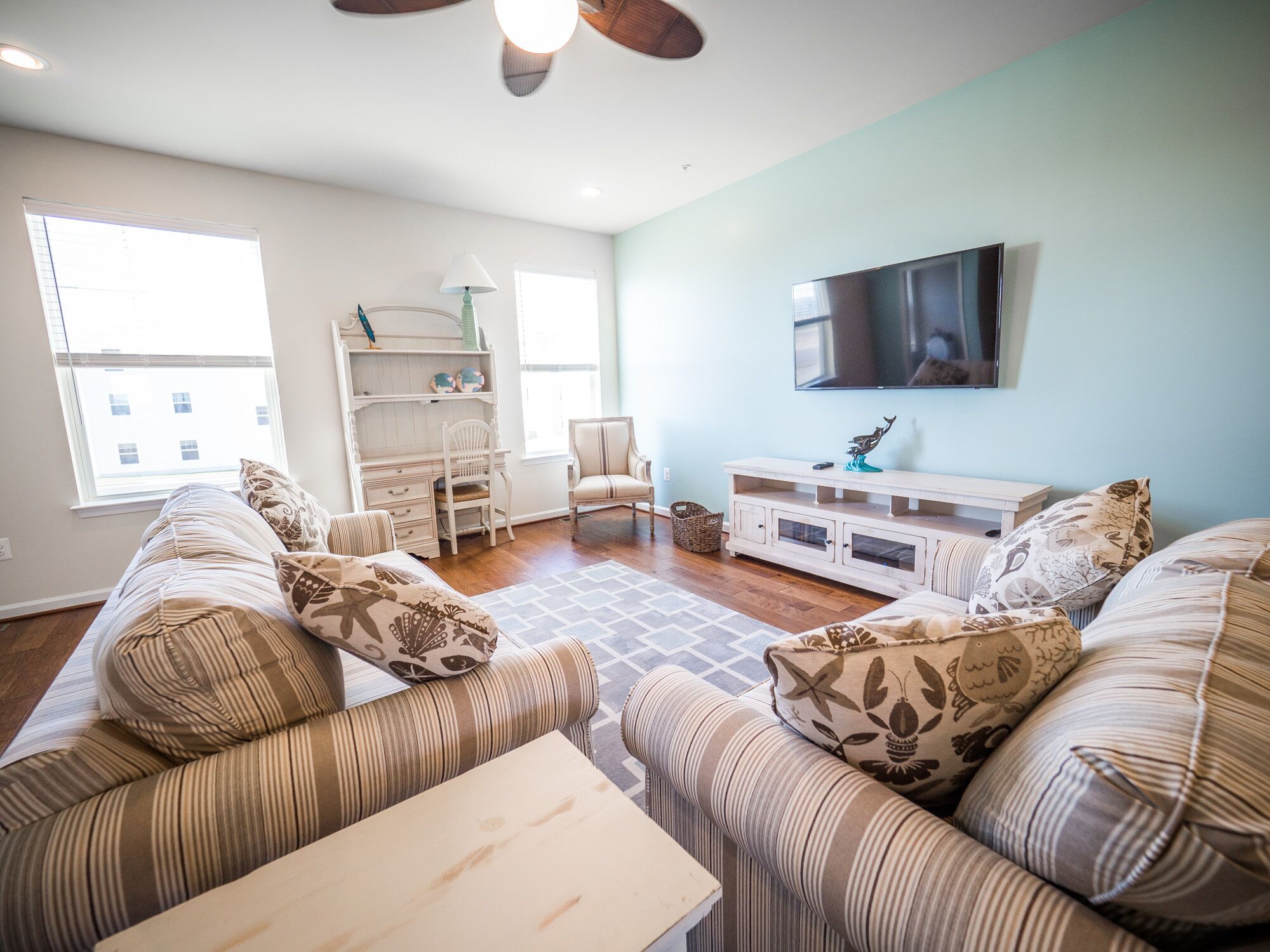 Picturesque Seaside Village Beach House 