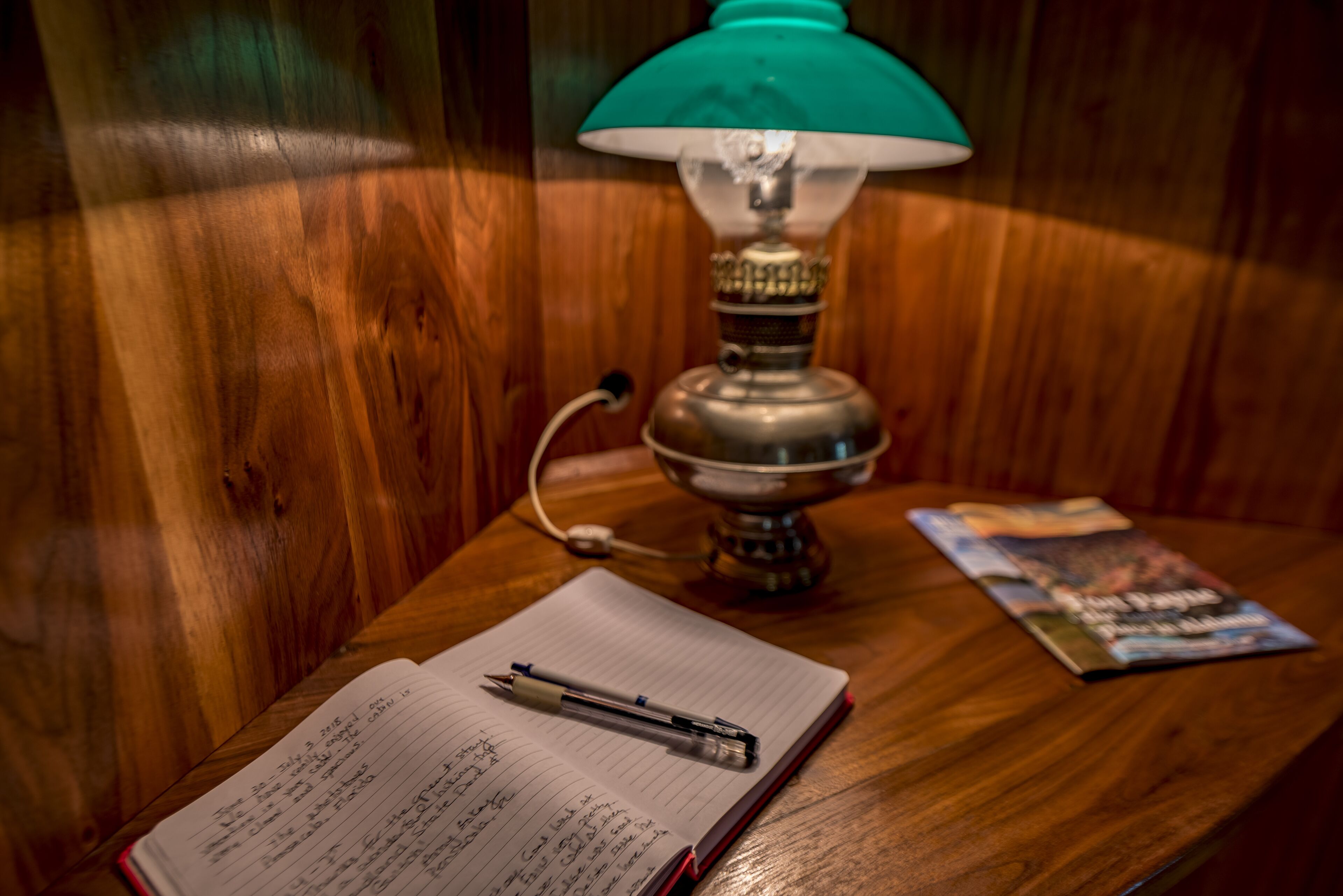 Log Inn to your vintage vacation experience.