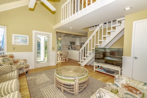 TV - Ocean view villa with 2 decks and 2 golf carts; next door to BHI Club (Bald Head Island)
