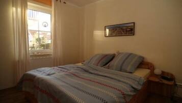 2 soverom, strykejern/-brett og wi-fi (inkludert)