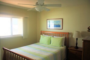 2 makuuhuonetta, silitysrauta/-lauta, Wi-Fi, vuodevaatteet