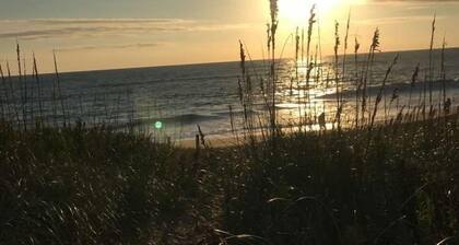 4 bed/2 bath OCEAN side with private BEACH ACCESS!