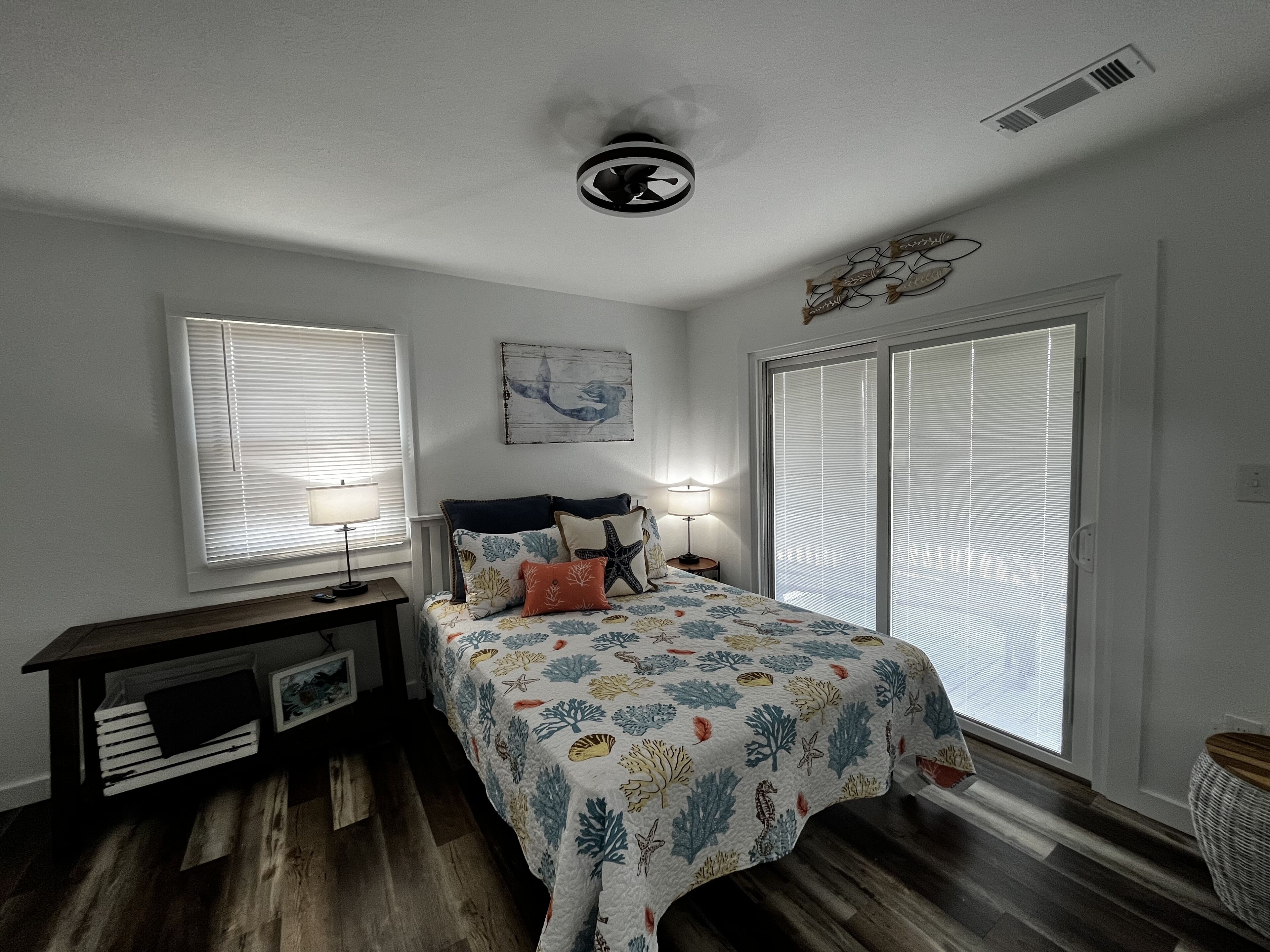 4 bed/2 bath OCEAN side with BEACH ACCESS!