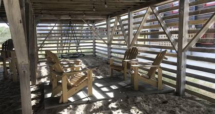 4 sänkyä / 2 kylpya OCEAN-puolella, BEACH pääsy!