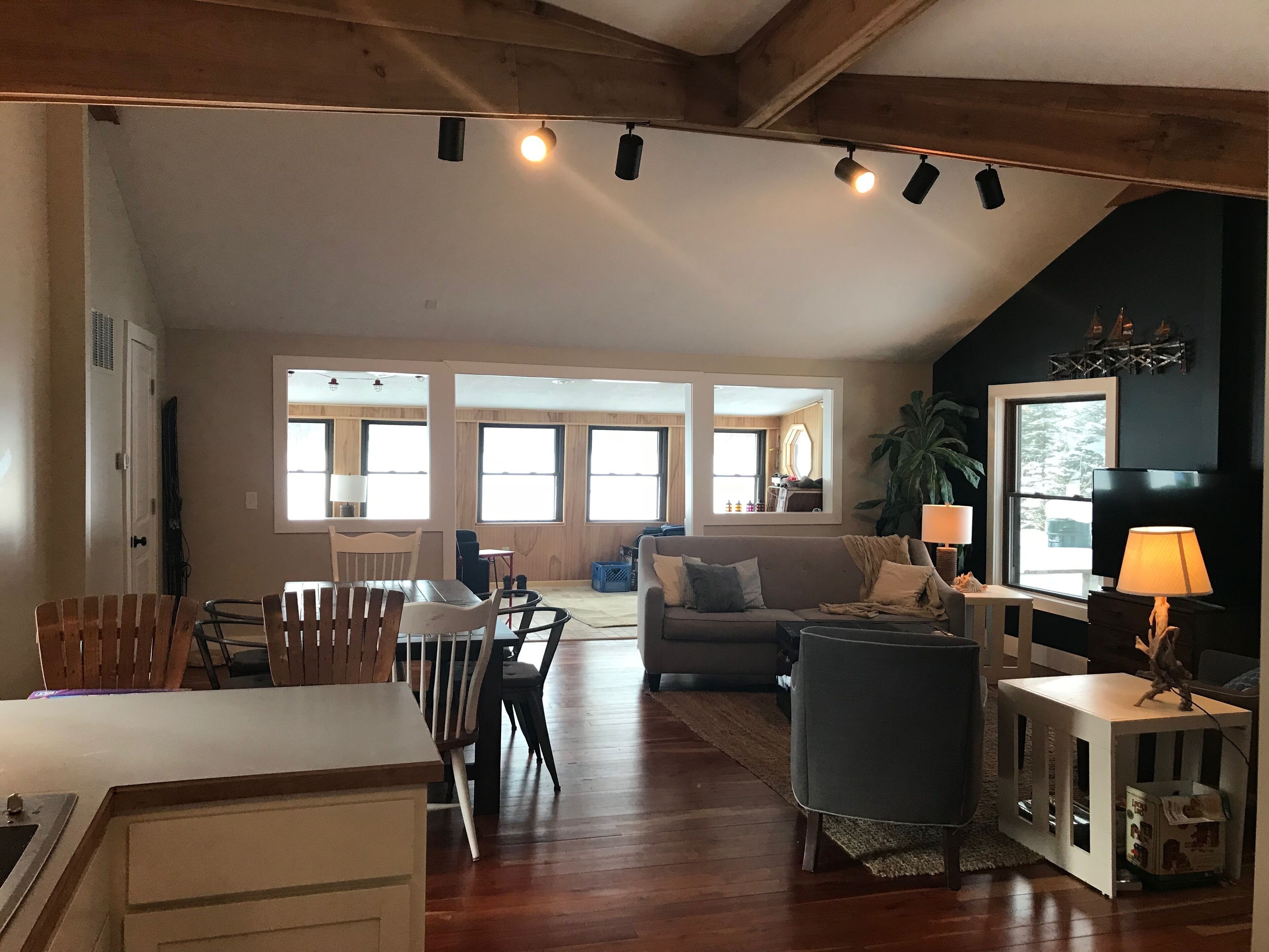Lakefront Home for Rent on Beautiful Clear Lake