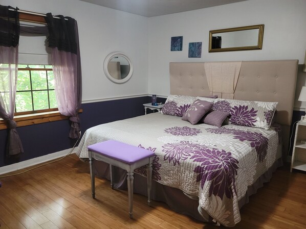 1 bedroom, desk, free WiFi, bed sheets