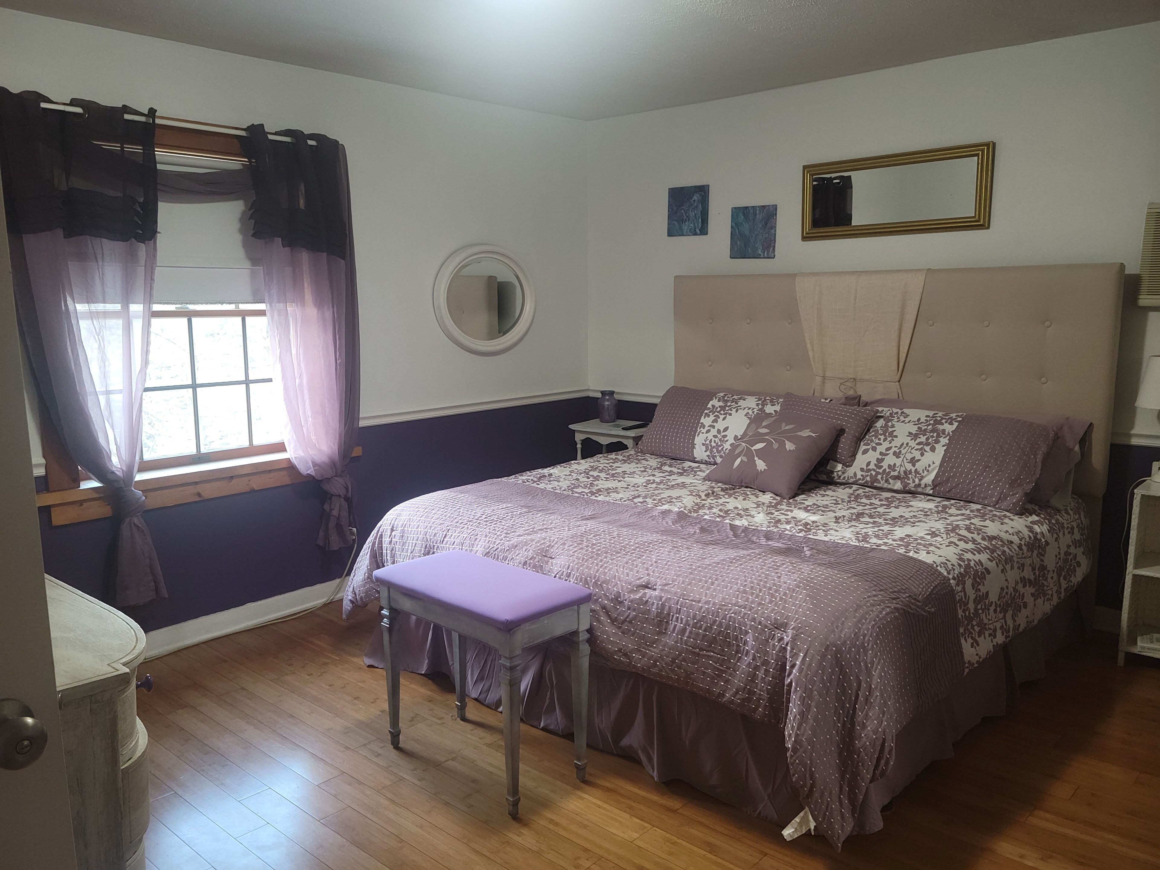 Cottage close to Pittsburgh - Pet Friendly, Secluded and Quiet