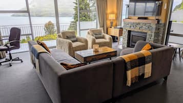 TV, fireplace, DVD player, stereo