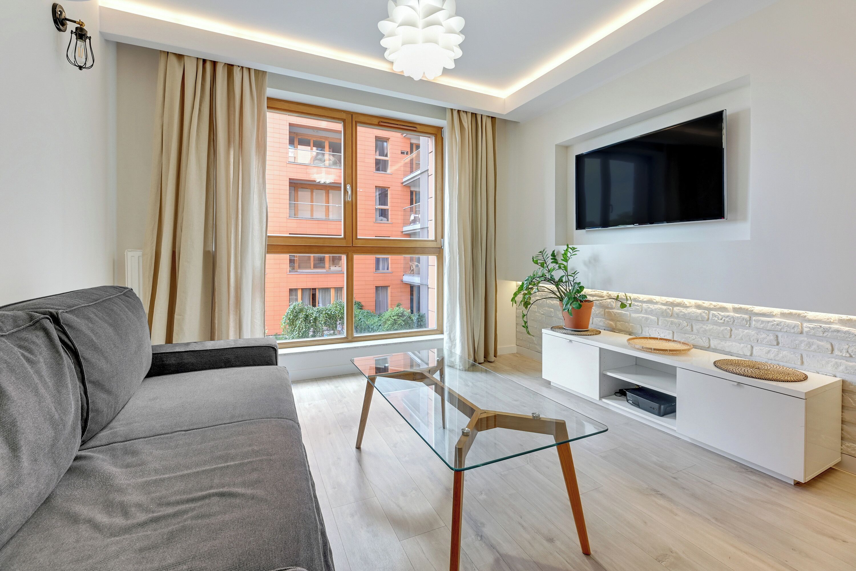 Deluxe Apartment, 1 Queen Bed with Sofa bed, Non Smoking | Hypo-allergenic bedding, individually decorated, individually furnished