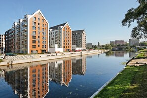 Exterior - Downtown Apartments Riverside Aura Island (Gdansk)