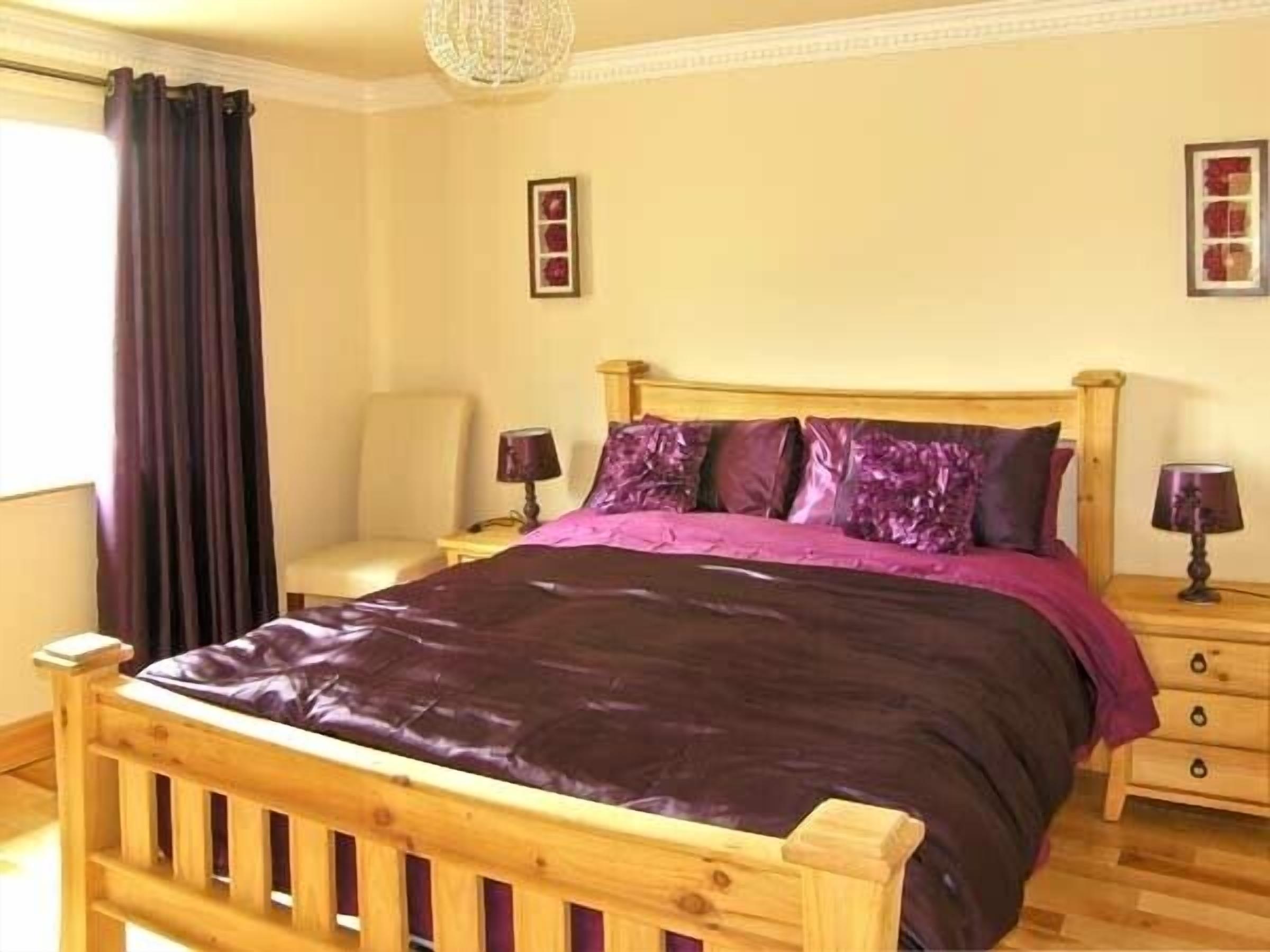 Ring of Kerry Holiday Home with Mountain & Sea Views