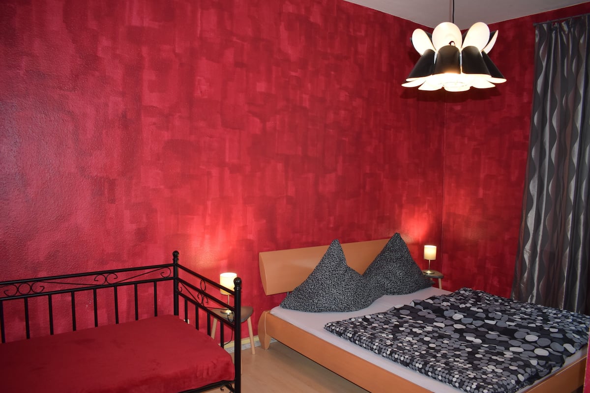 Grand Apartment, 2 Bedrooms (90 m2)