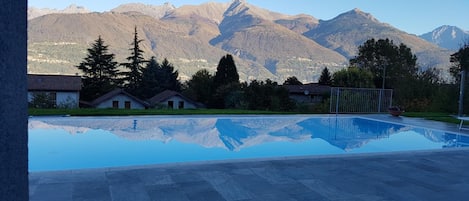 Piscina stagionale all'aperto