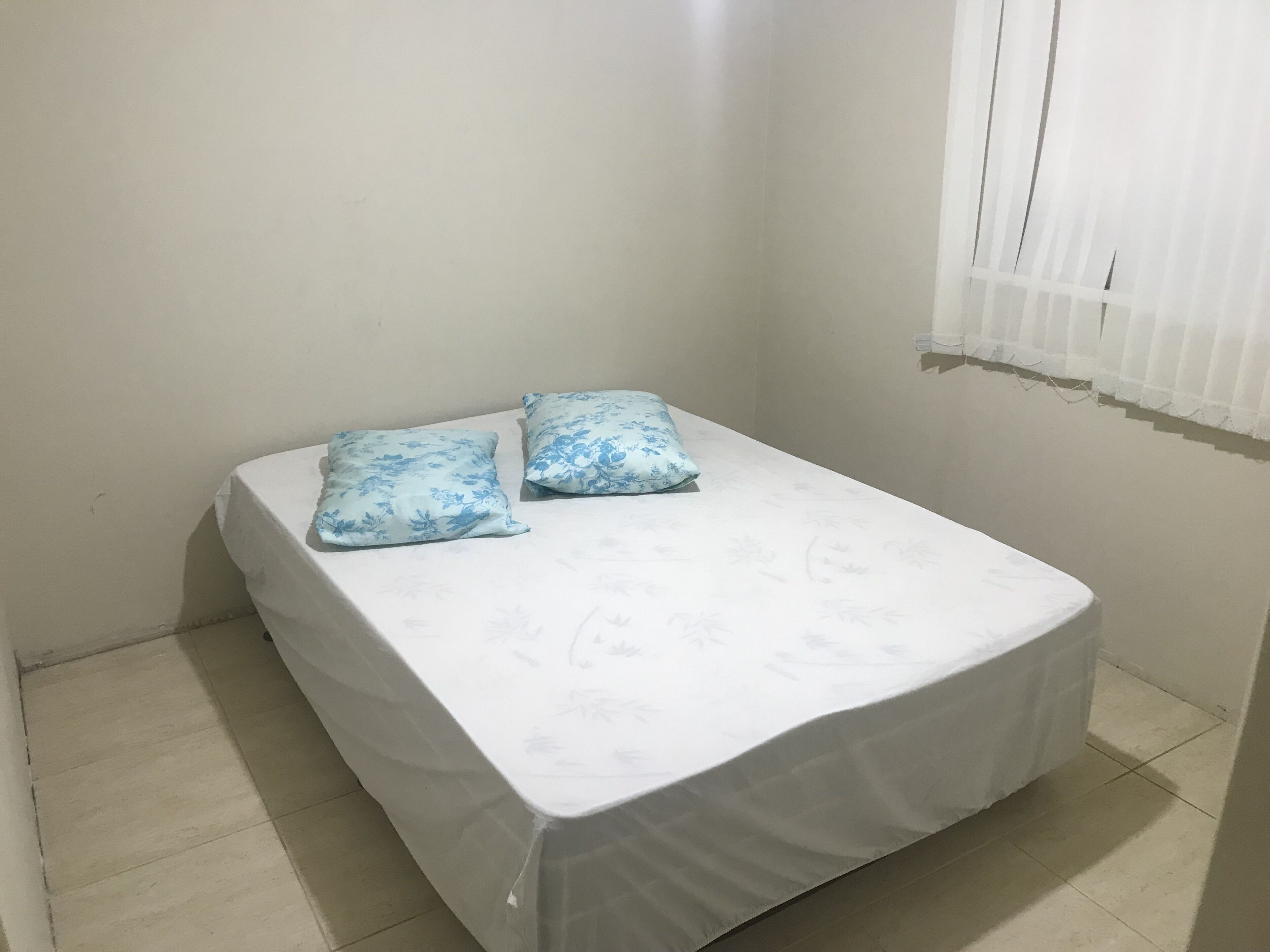 HOUSE17 CENTRAL PEOPLE / 5 BEDROOMS / AIR / 4 SPACES / POOL / BILLIARDS / WIFI /