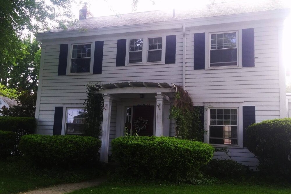 Historic Defiance Inn LLC