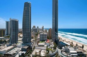 Beach nearby - 2601 Ballah (Surfers Paradise)
