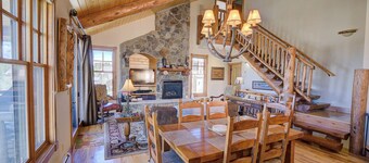 Beautiful Mountain Home - Great Views - Hot Tub - Free Shuttle To Ski Resort