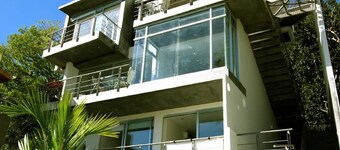 Unique 4th Floor Penthouse Getaway, Stunning Views, Steps To Sand!