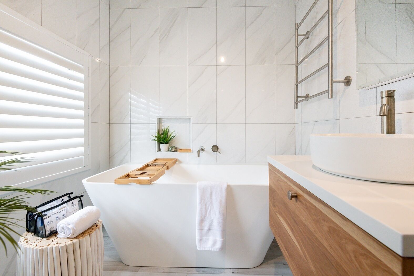 Magoo's Seaside Serenity