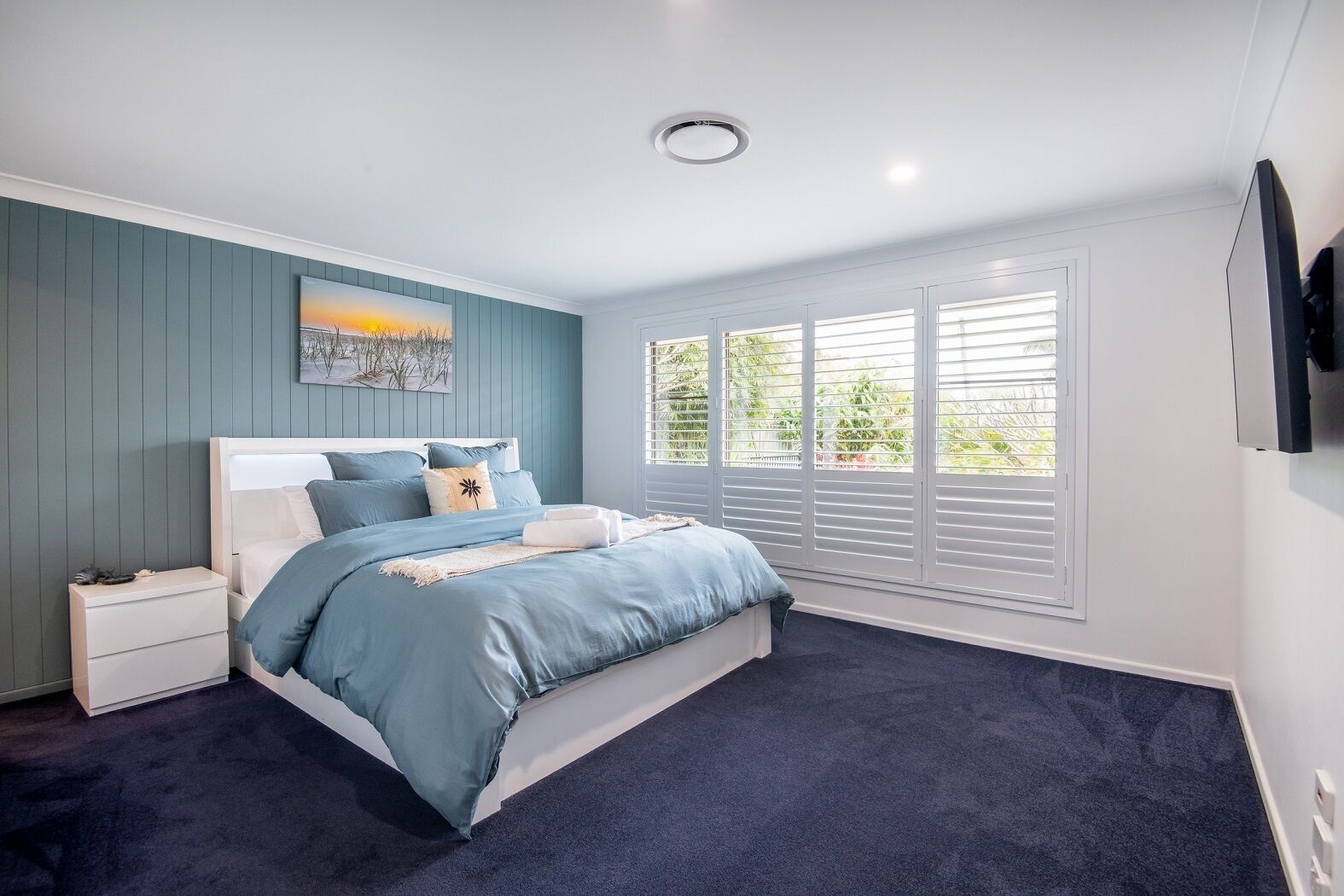 Magoo's Seaside Serenity