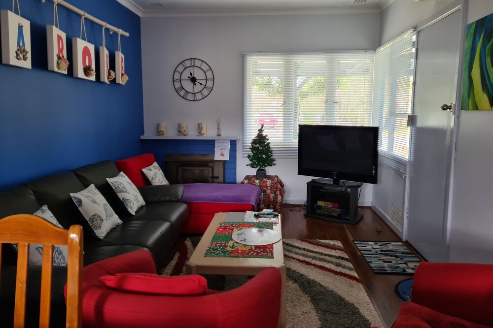 SeaRose Busselton - relax by the beach