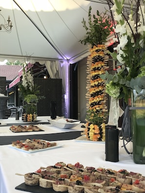 Lunch and dinner served, Regional cuisine - Hôtel Golf St Lazare (Limoges)