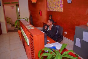 Reception - Greenvale Hotel (Ruiru)
