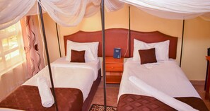 Kamar Twin | Seprai premium, meja kerja, setrika/meja setrika, dan Wi-Fi gratis