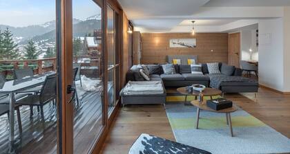 Luxury flat for 7 people - large living room, close to the centre and slopes