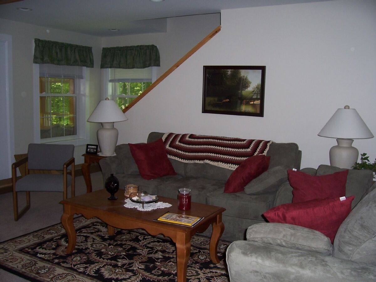 Peaceful 2+ BR home near Saco River, NH & ME resorts, mins to Fryeburg/Bridgton