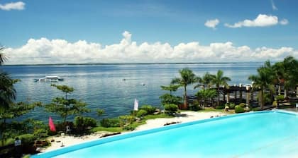 Mactan Condo large 1 bdrm, Ocean View, Pools, Beach Access, La Mirada residence