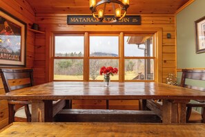 Dining - Mountain View Lodge at Sunday River (Newry)