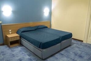 1 bedroom, hypo-allergenic bedding, in-room safe, soundproofing