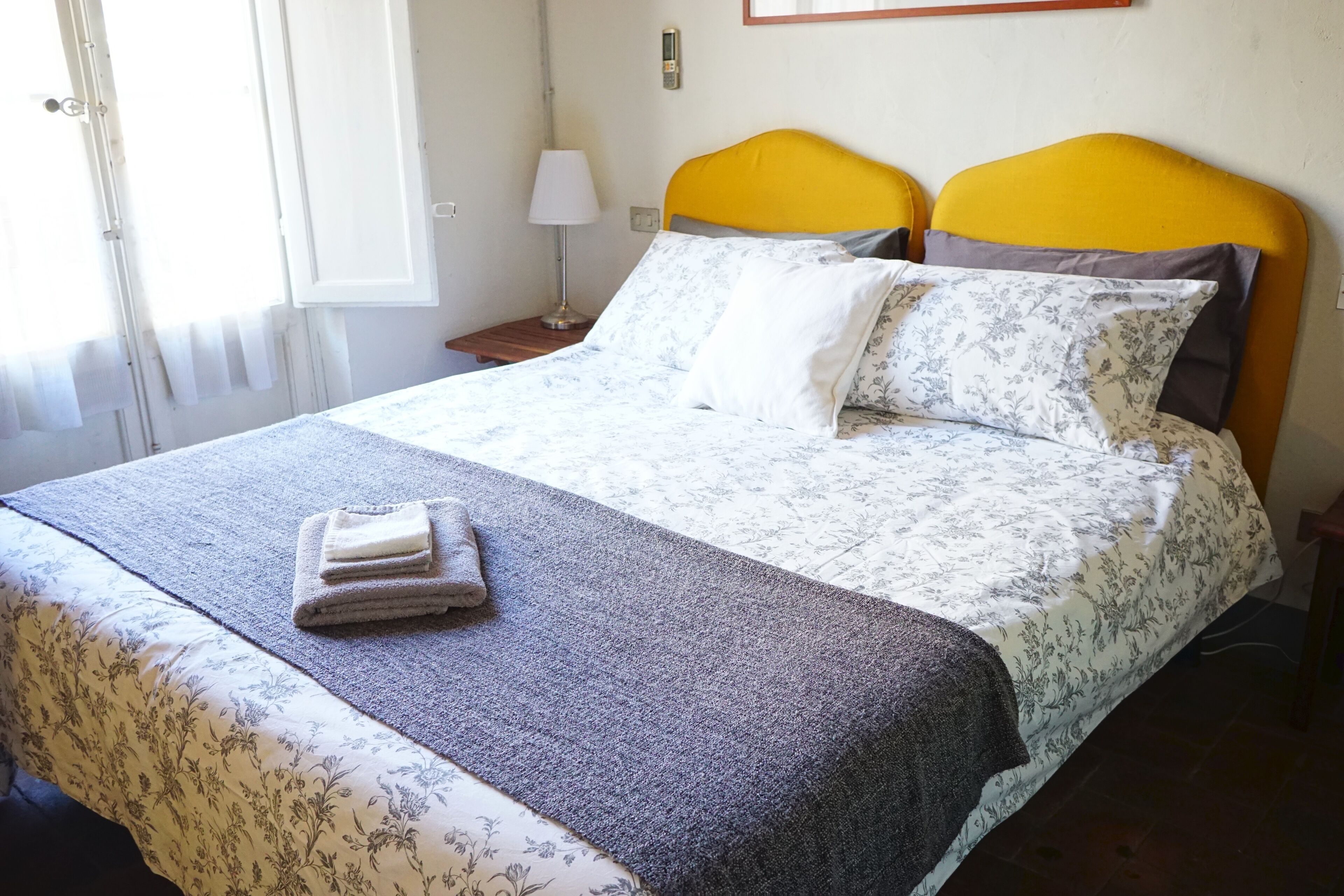 Lovely Tuscan Apartment in the Heart of Lucca - Has Elevator and A/C! 