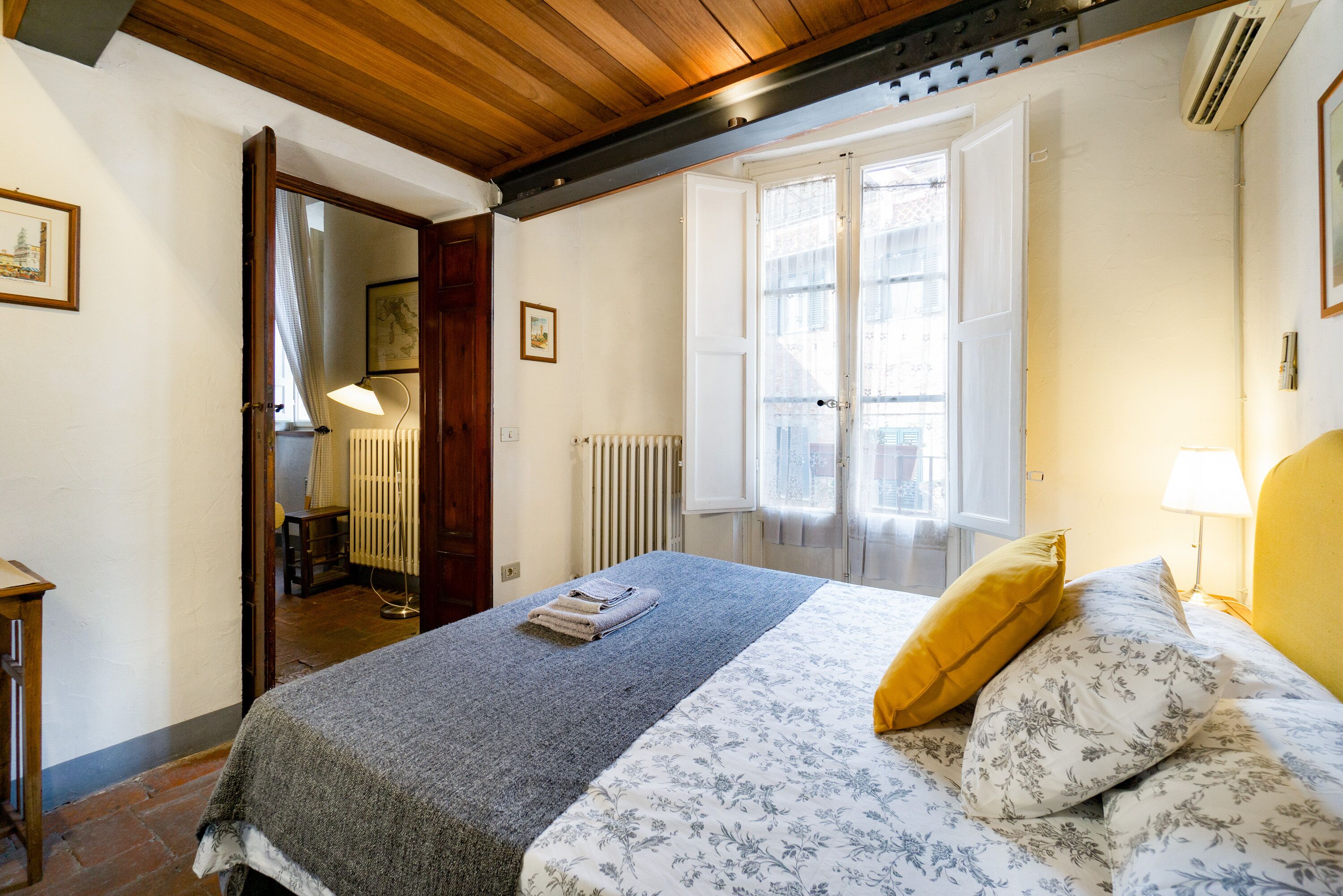 Lovely Tuscan Apartment in the Heart of Lucca - Has Elevator and A/C! 
