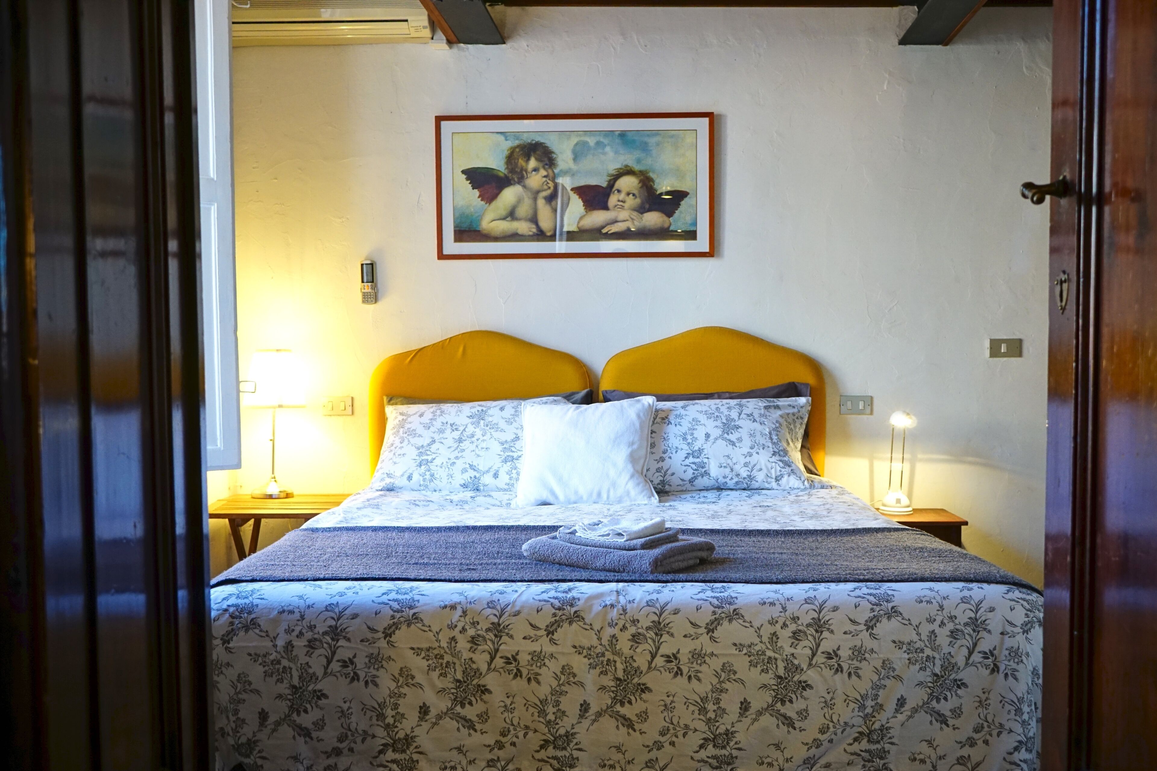 Lovely Tuscan Apartment in the Heart of Lucca - Has Elevator and A/C! 