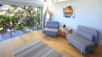 Flat-screen TV, offices