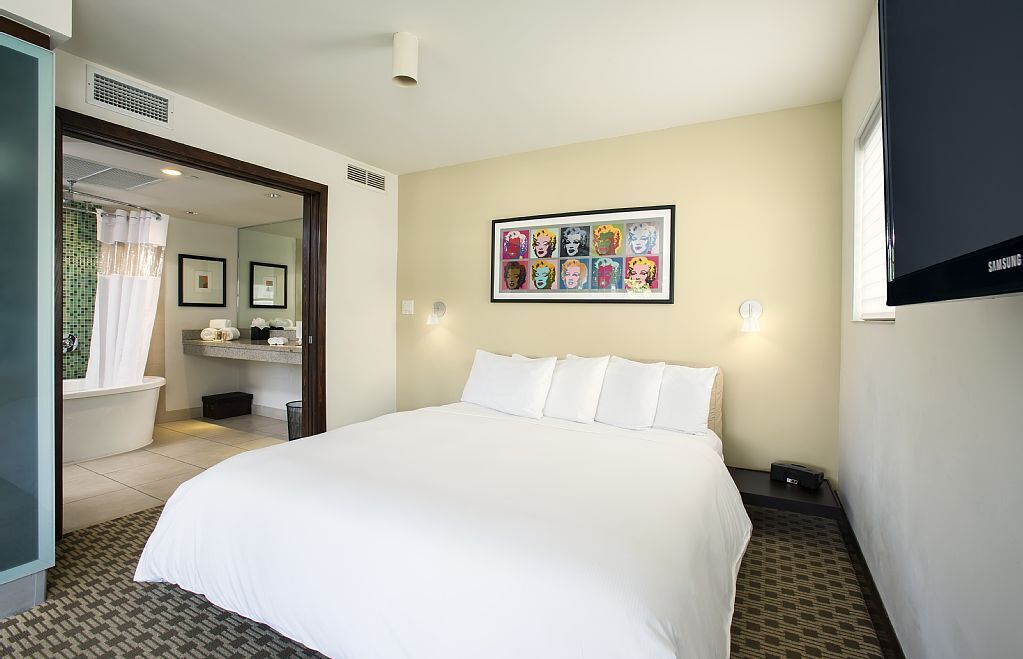 Direct Ocean View 1 Bedroom Suite - Roof-Top Pool - Ocean Drive - South Beach